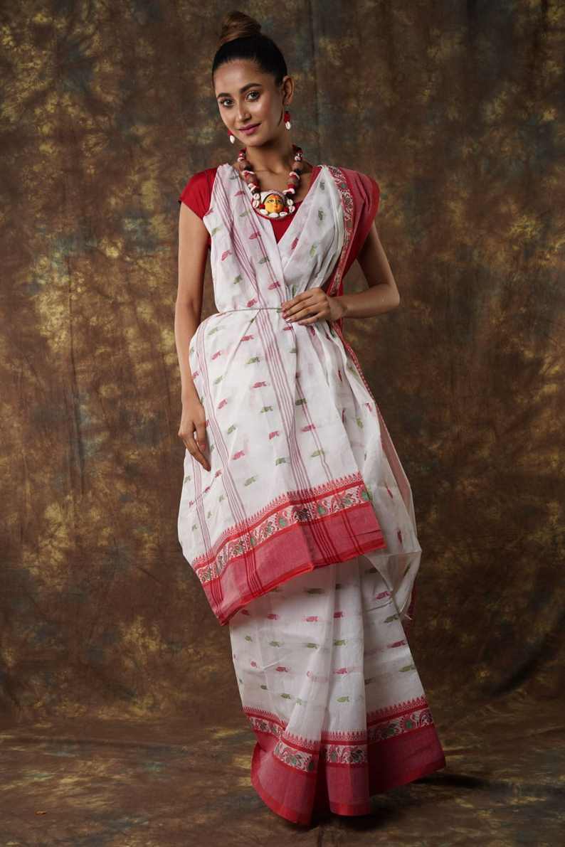 Traditional red & white colour combination Pure Cotton Bengali Handloom Tant Saree Without Blouse Piece 𝐒𝐢𝐳𝐞: Length: 5.5 Meters Width: 1.2 Meters Showcasing the Rich Cultural Heritage of Bengal.DN NO-1060