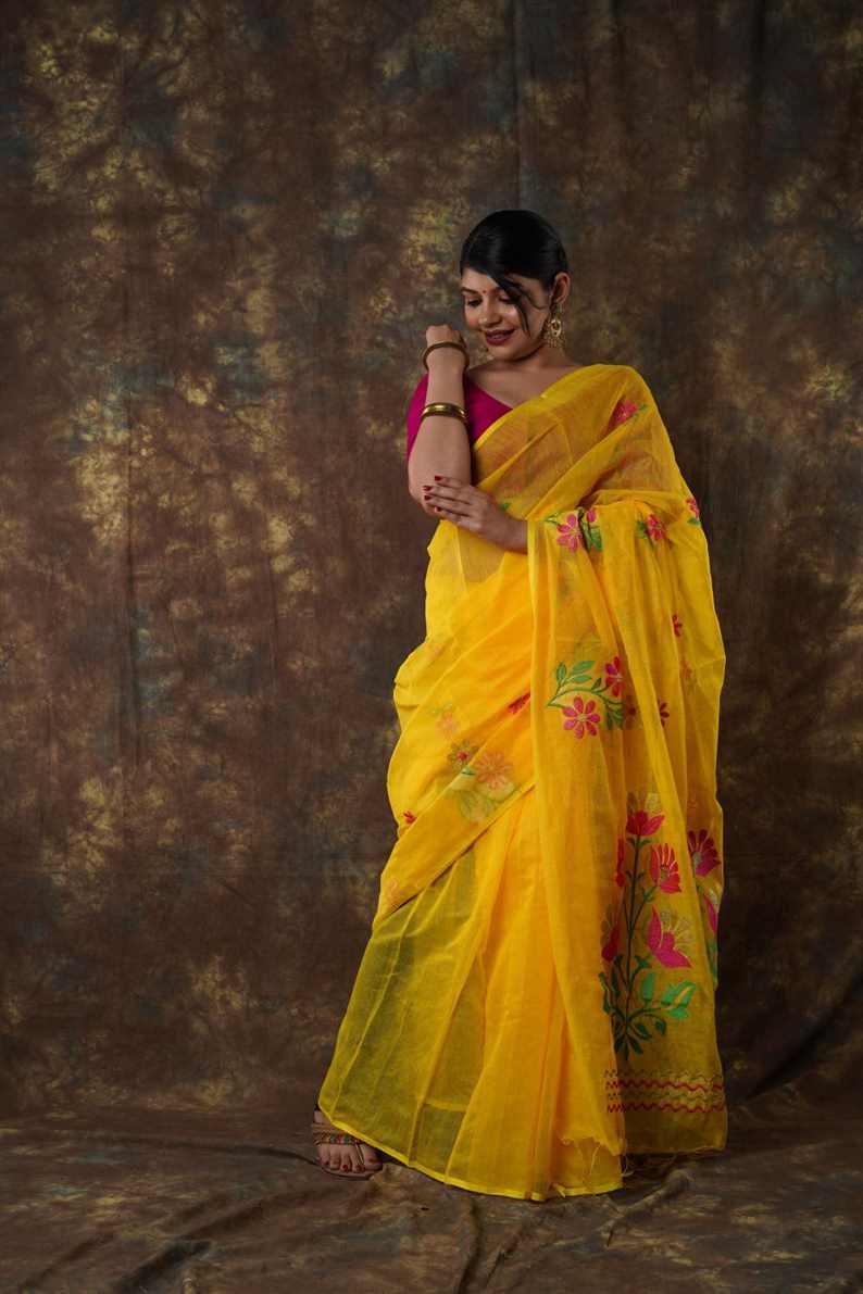 Traditional Soft Mulmul yellow colour Bengal Handloom Pure Cotton Saree Without Blouse Piece.DN NO-1066