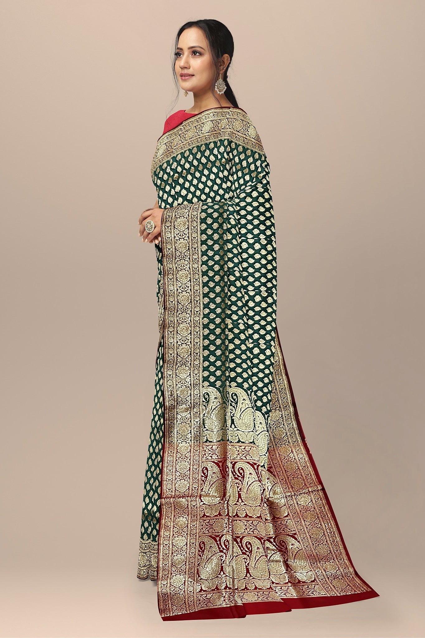 Pistachio Green Benarasi Saree with Red Kalka Pallu and Matching Blouse.DN NO-2012