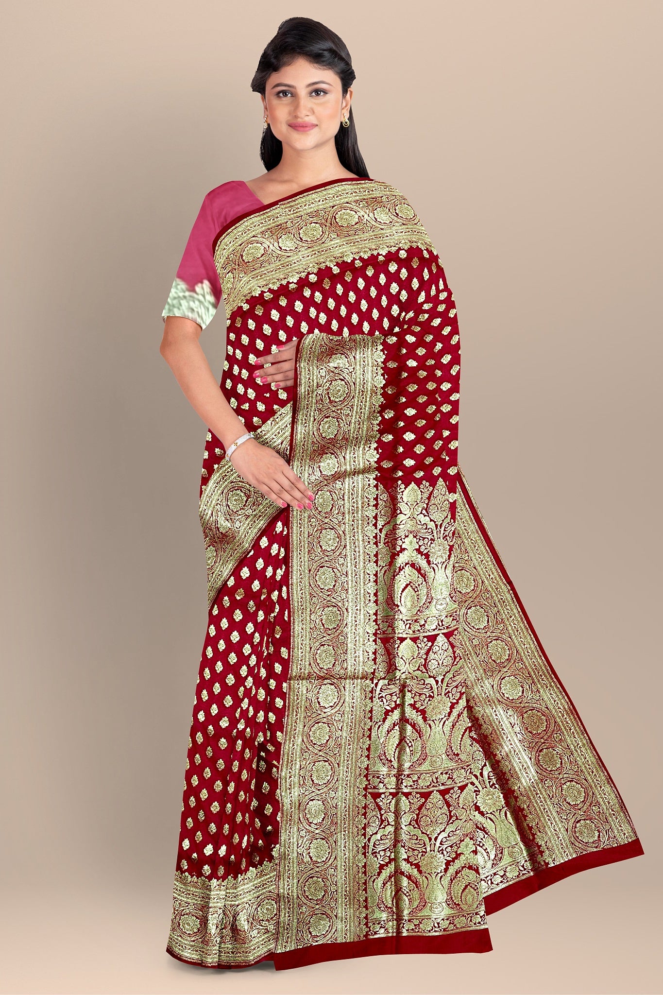 Vibrant Strawberry Red Benarasi Saree with Golden Floral Pallu and Matching Blouse.DN NO-2008