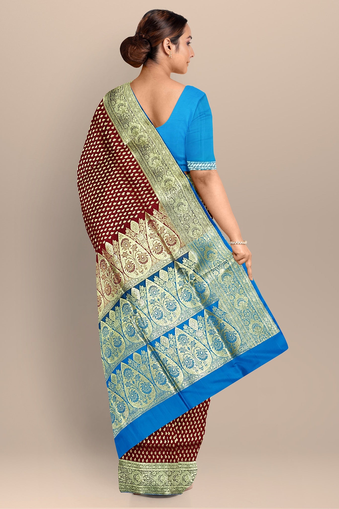 Fiery Red Benarasi Saree with Golden Buta and Firoza Contrast Pallu
