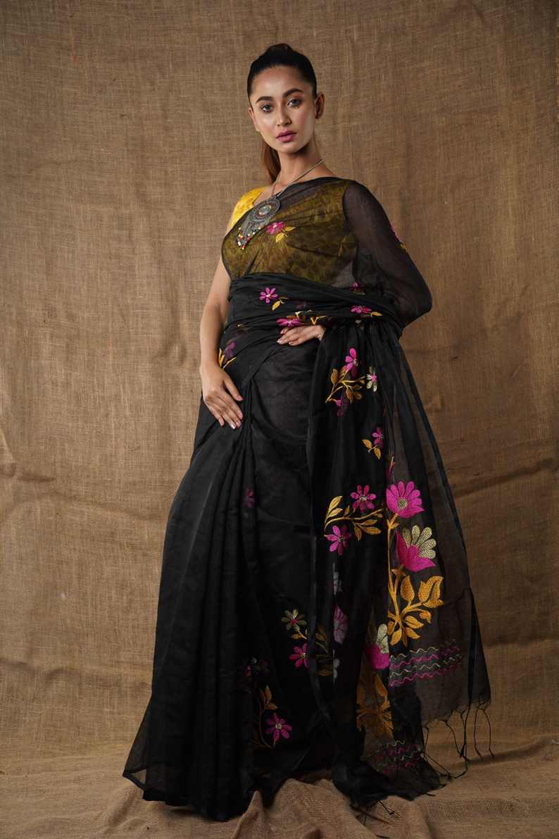 Traditional Soft Mulmul lite black colour Bengal Handloom Pure Cotton Saree Without Blouse Piece.DN NO-1042
