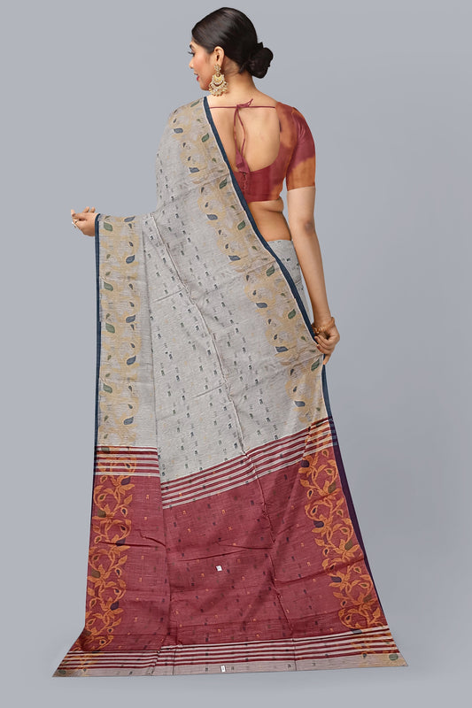 Elegant Handloom Saree in Light Pistal with Contrasting Accents,DN NO-1078
