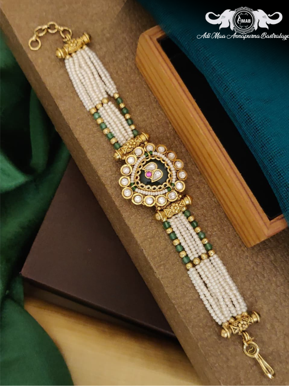 Wholesale Heritage Pearl Bracelet Green Enamel Paisley - Bulk