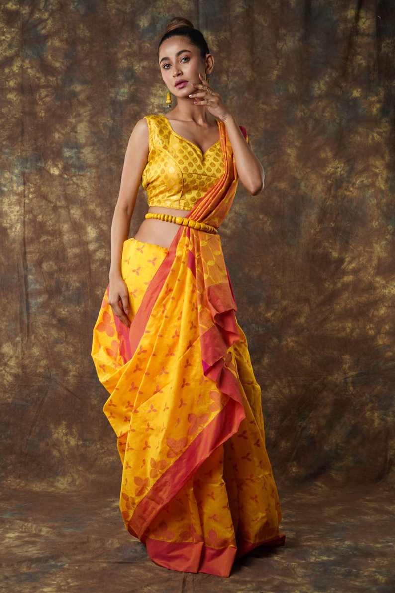 Traditional Soft Mulmul yellow colour Bengal Handloom Pure Cotton Saree Without Blouse Piece.DN NO-1057