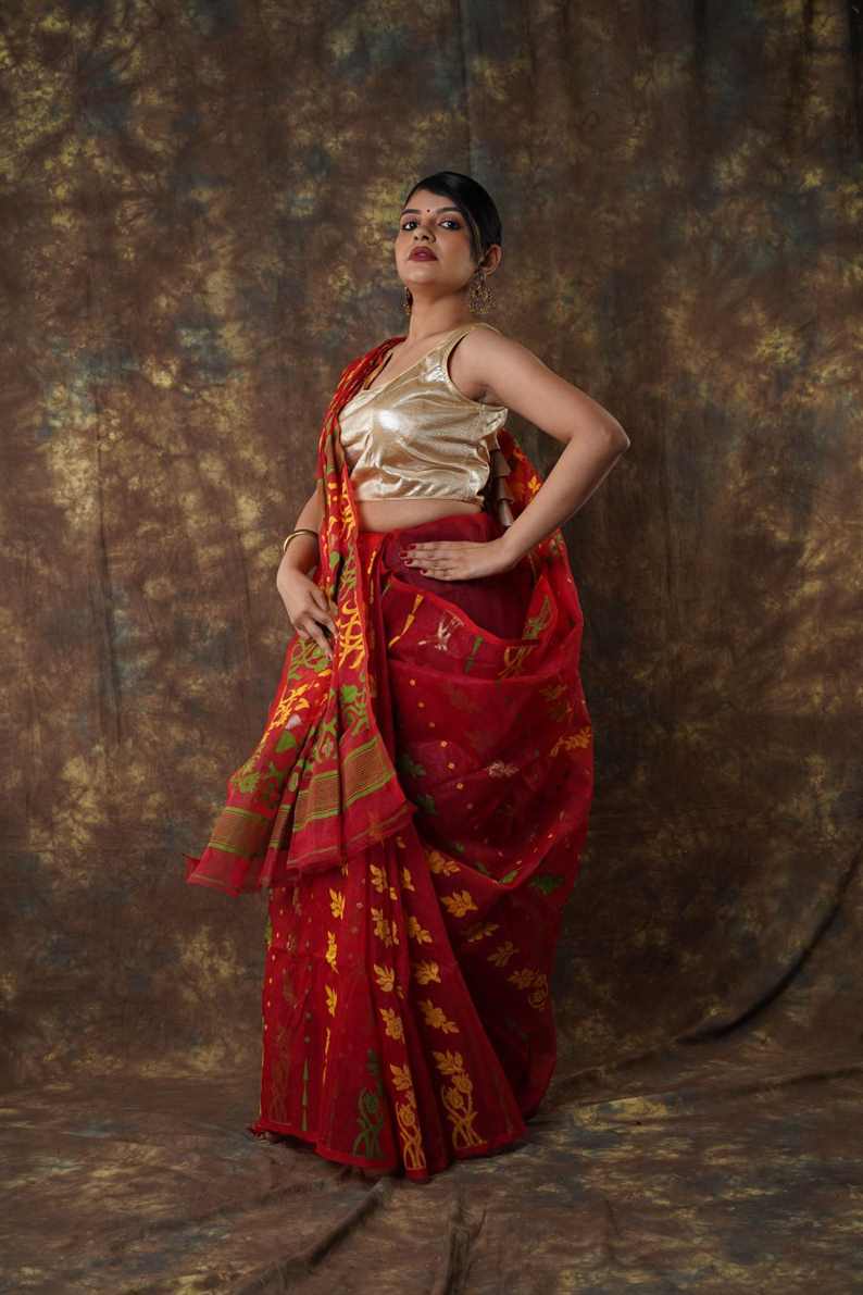 Traditional Bengal Cotton Silk Soft Jamdani Saree with red colour floral combination ,Handwoven in the Rich Heritage of Bengal Minakari Dhakai | Item Length: 5.5 Metres Width: 1.2 Meters | Without Blouse Piece.DN NO-1009