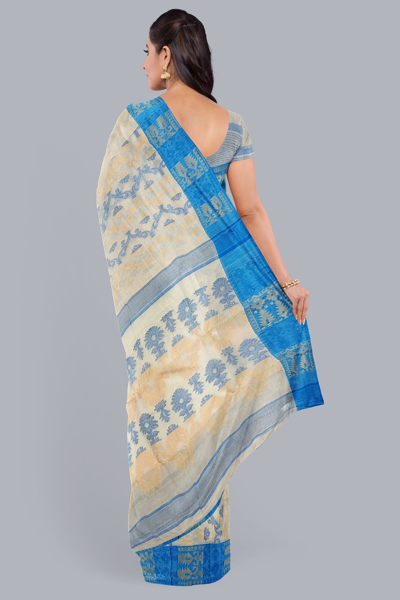 Elegant Cream Tant Jamdani Saree with Sky Blue and Biscuit Accents.DN NO-1086