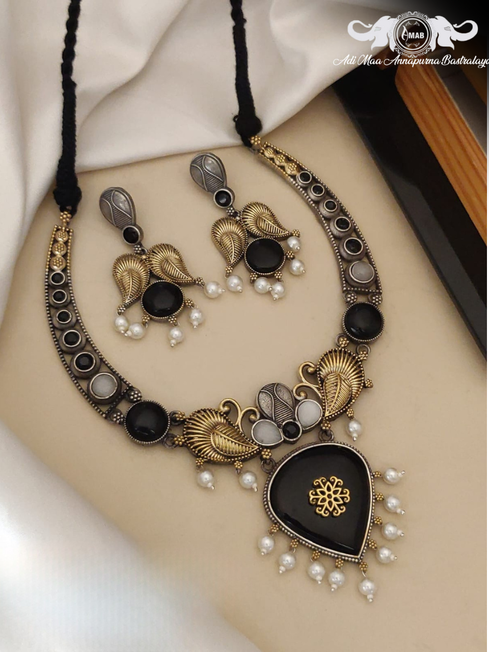 Wholesale German Silver Black Stone Traditional Designer Necklace Set