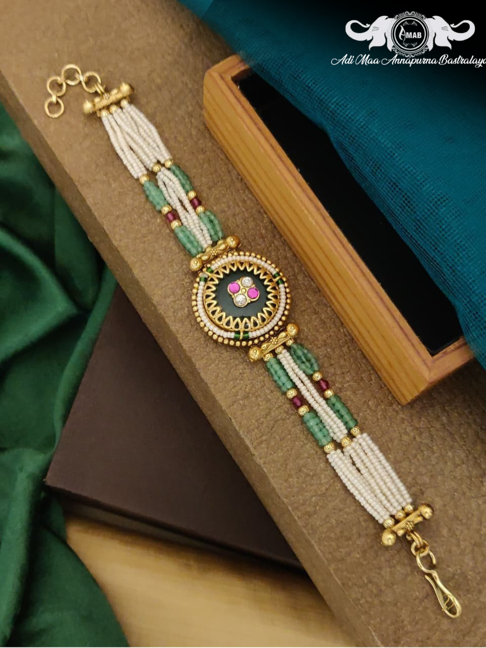 Wholesale Polki Beaded Bracelet Green Enamel Antique - Bulk