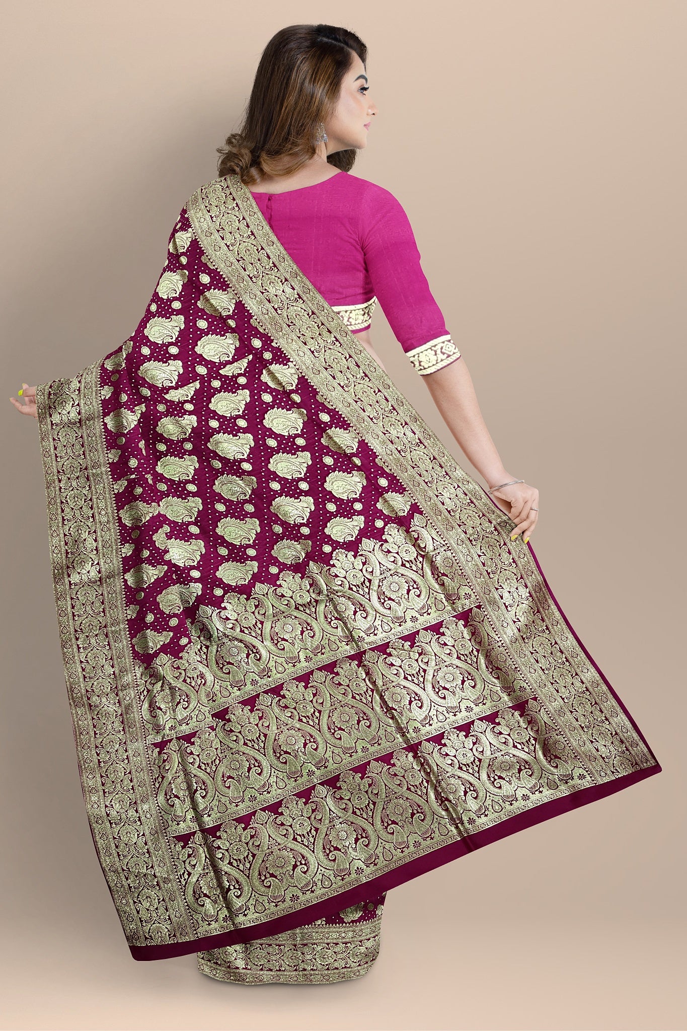 Royal Rani Benarasi Saree with Dual Buta, Kalka Pallu, and Matching Blouse