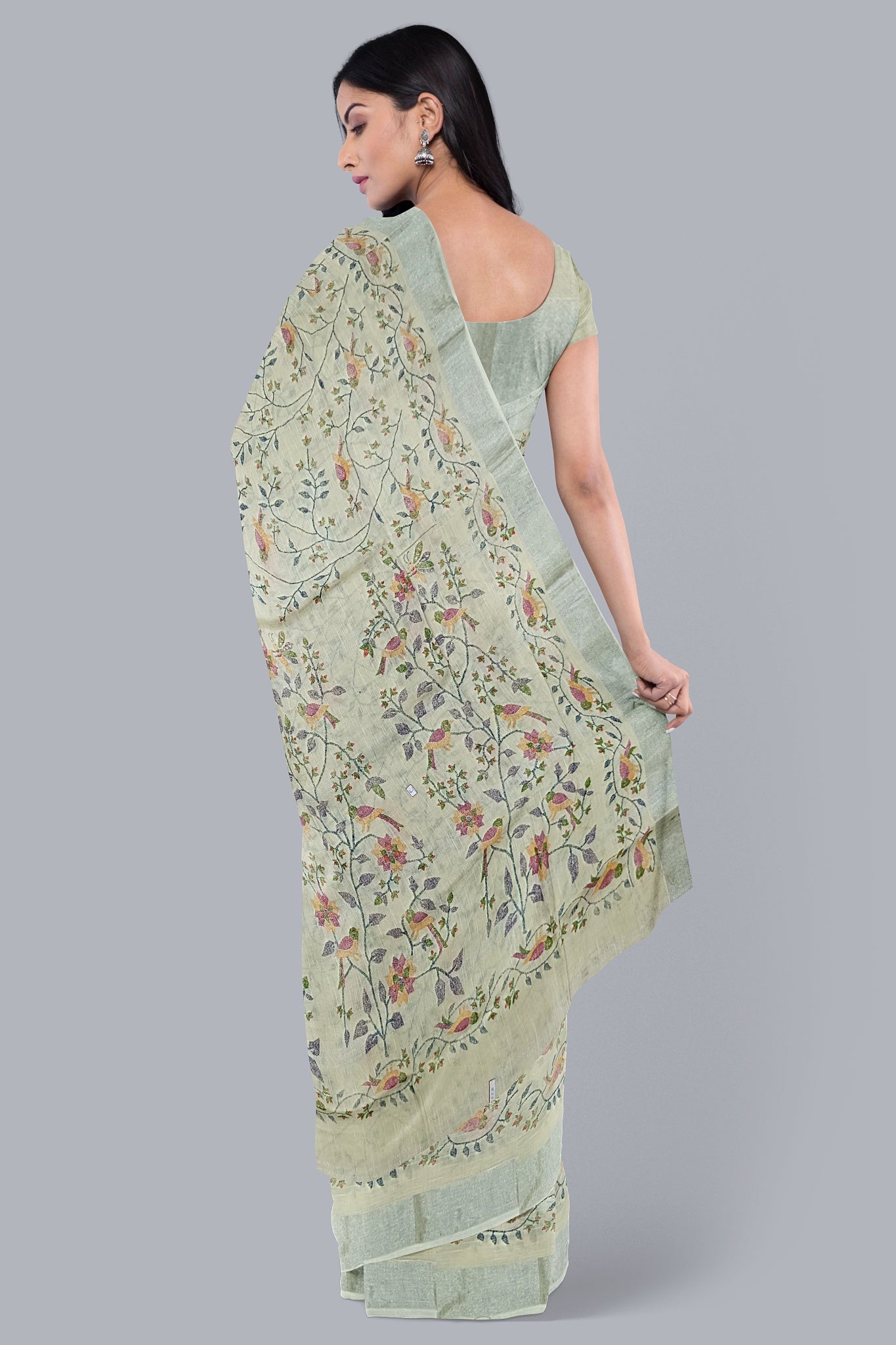 Elegant Handloom Saree in Cream with Navy Blue Tree Design.DN NO.-1070