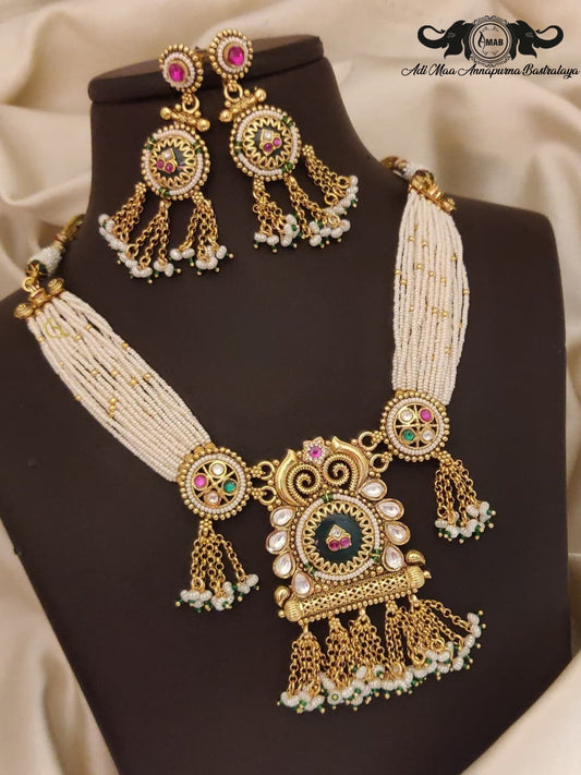 Wholesale Pearl Multi-Strand Necklace Set with Designer Pendant