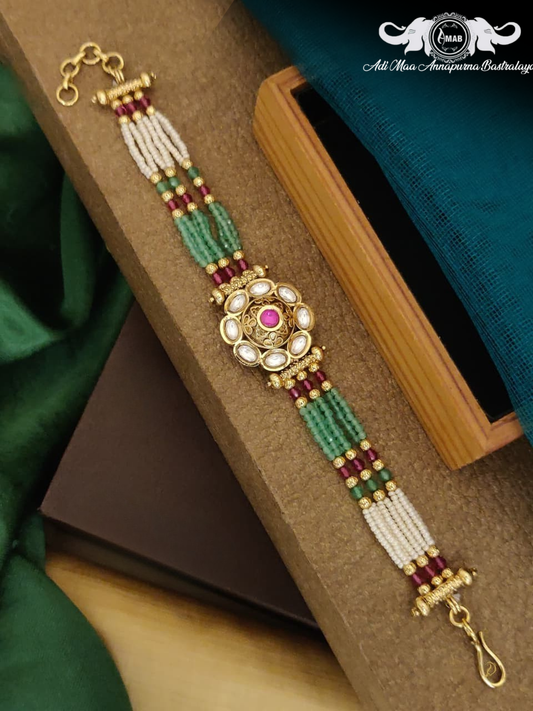 Wholesale Heritage Pearl Bracelet Kundan Flower Motif - Bulk