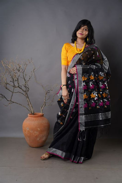 Traditional Soft Mulmul black colour Bengal Handloom Pure Cotton Saree Without Blouse Piece.