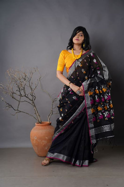 Traditional Soft Mulmul black colour Bengal Handloom Pure Cotton Saree Without Blouse Piece.