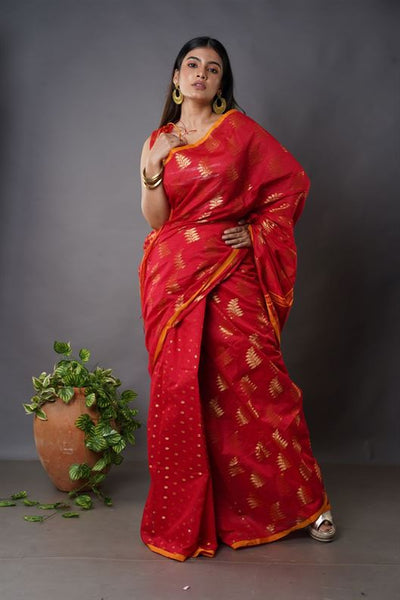 Traditional Soft Mulmul red colour Bengal Handloom Pure Cotton Saree Without Blouse Piece.