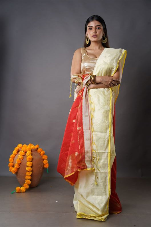 Traditional Soft Mulmul cream & red colour Bengal Handloom Pure Cotton Saree Without Blouse Piece.DN NO-1038