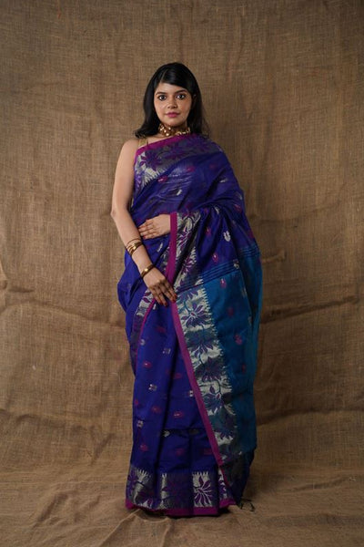 Traditional Soft Mulmul navy blue colour Bengal Handloom Pure Cotton Saree Without Blouse Piece.