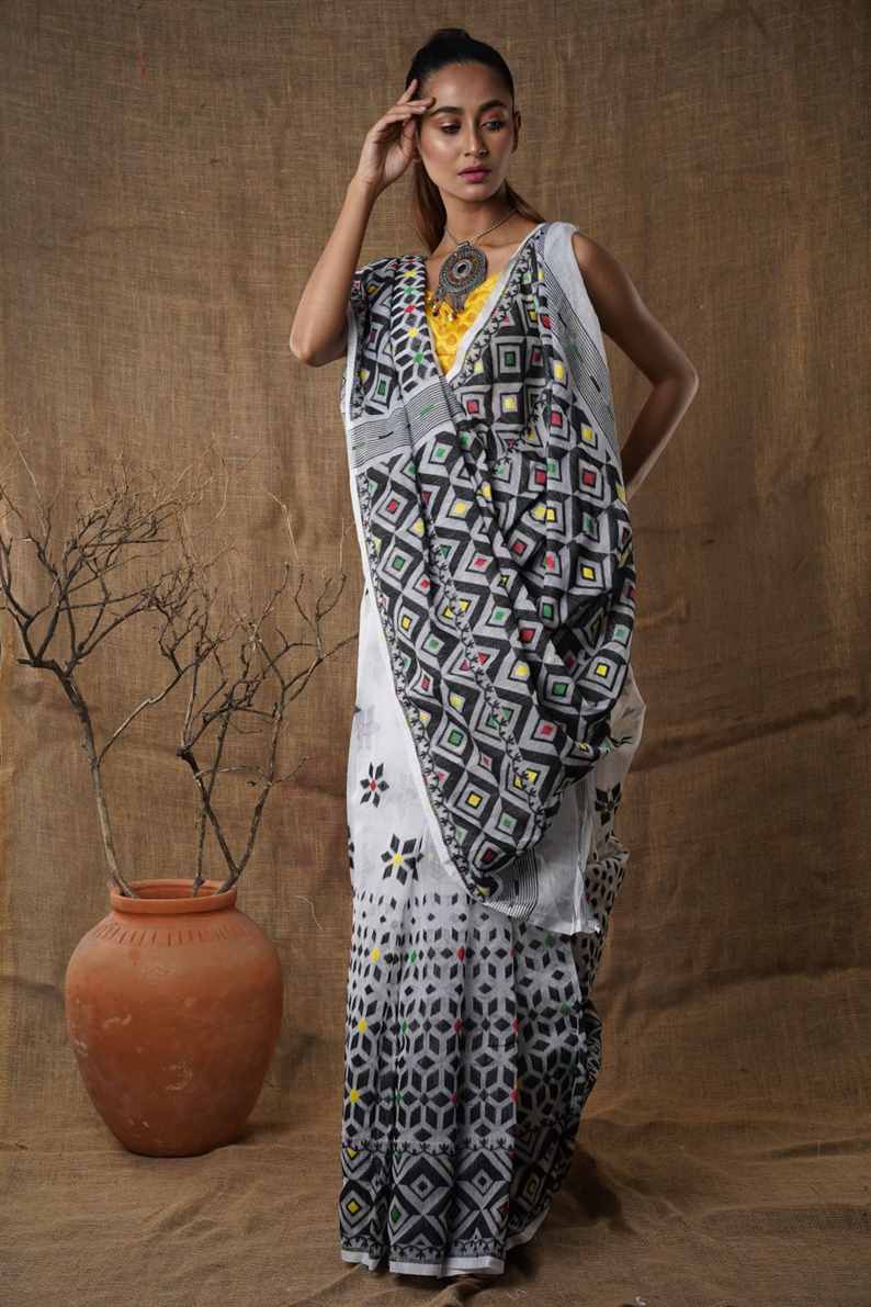 Traditional Soft Mulmul lite White & Black colour Bengal Handloom Pure Cotton Saree Without Blouse Piece.DN NO-1004