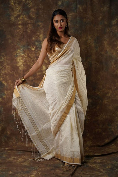 Traditional Soft Mulmul cream colour Bengal Handloom Pure Cotton Saree Without Blouse Piece.