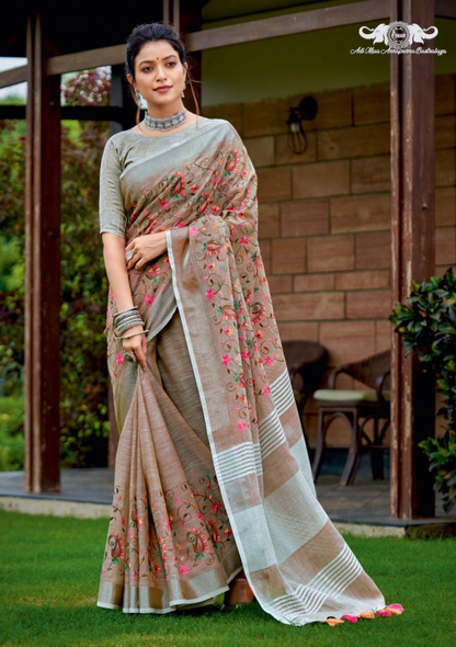 Banarasi Soft Silk Saree with Traditional Paisley Butti Weaving set of 4