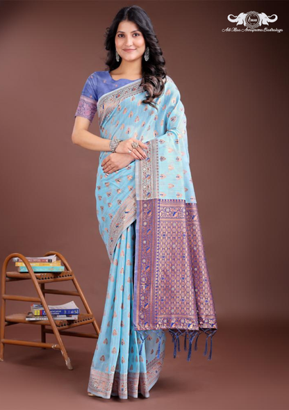 Heavy Woven Floral Silk Saree with Traditional Paisley Pallu SET OF 6