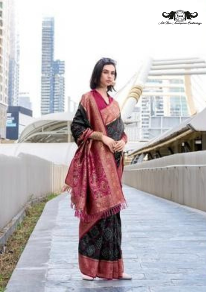 Handloom Banarasi Soft Silk Saree with Traditional Paisley Butti set of 8