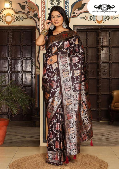 Handloom Banarasi Soft Silk Saree with Traditional Paisley Butti Weaving set of 5