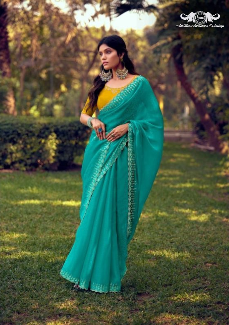 Luxurious Sanvi Silk Saree with Traditional Floral Woven Design set of 8