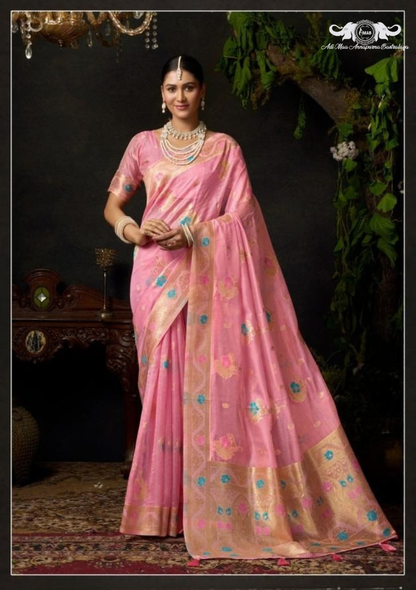 Elegant Handloom Linen Saree with Traditional Jamdani Style Woven Accents set of 4