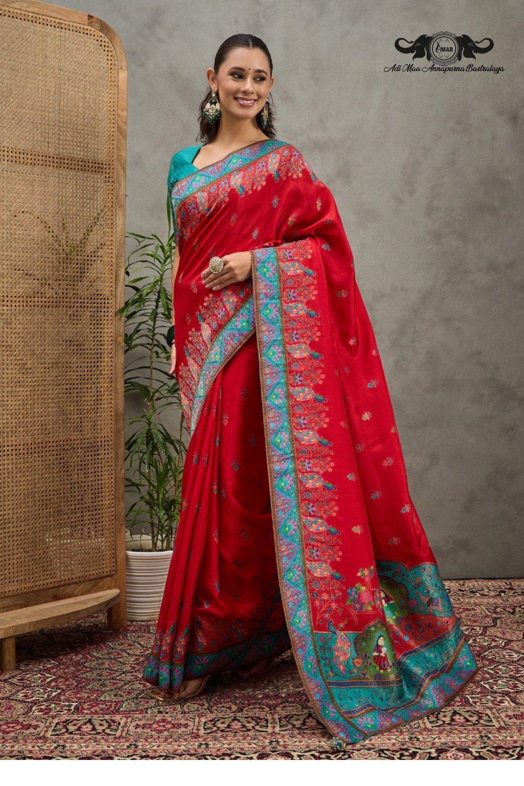 Elegant Kashmiri Silk Saree with Rich Pallu Border