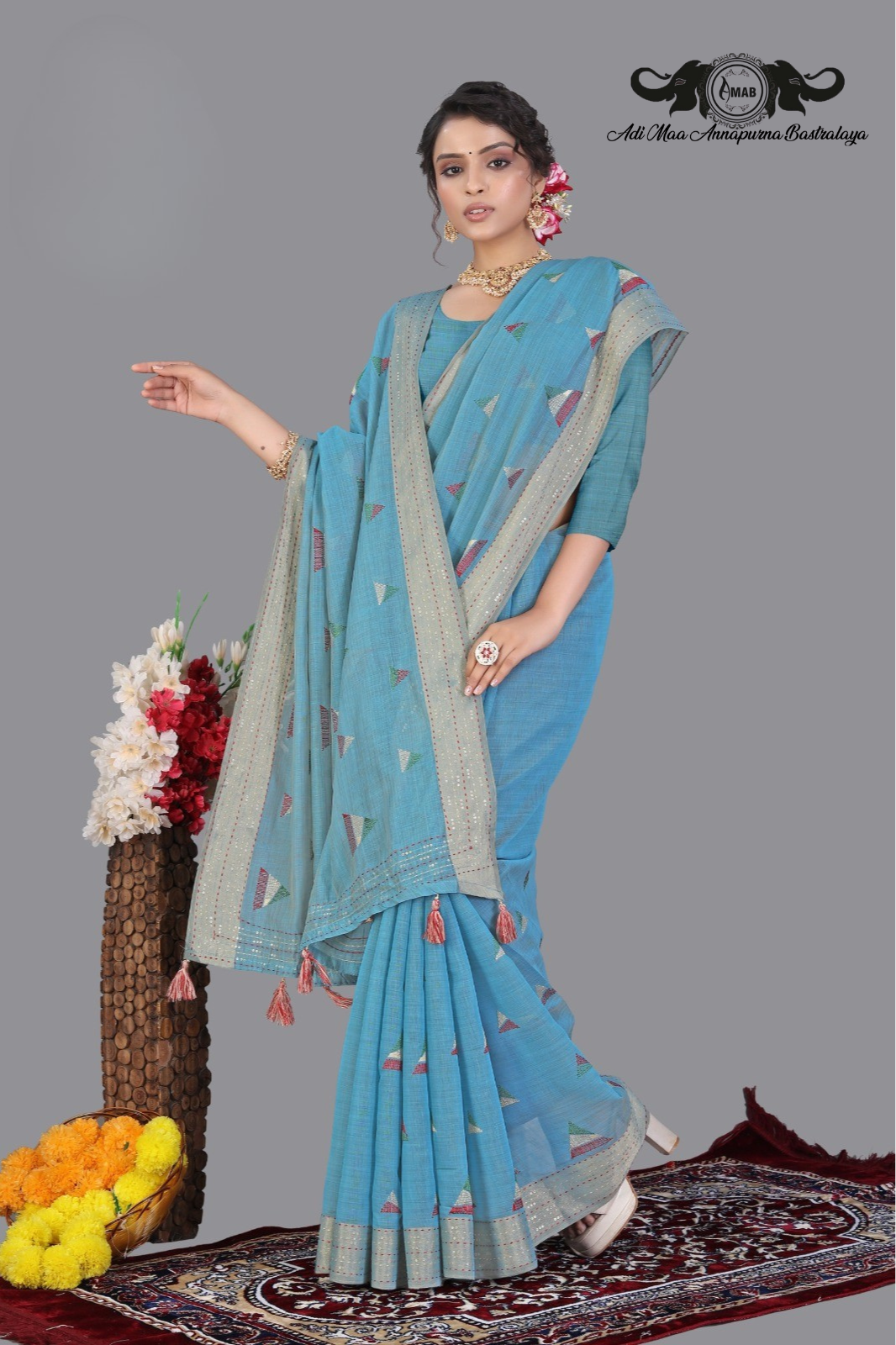 Elegant Handloom Cotton Saree with Geometric Embroidery