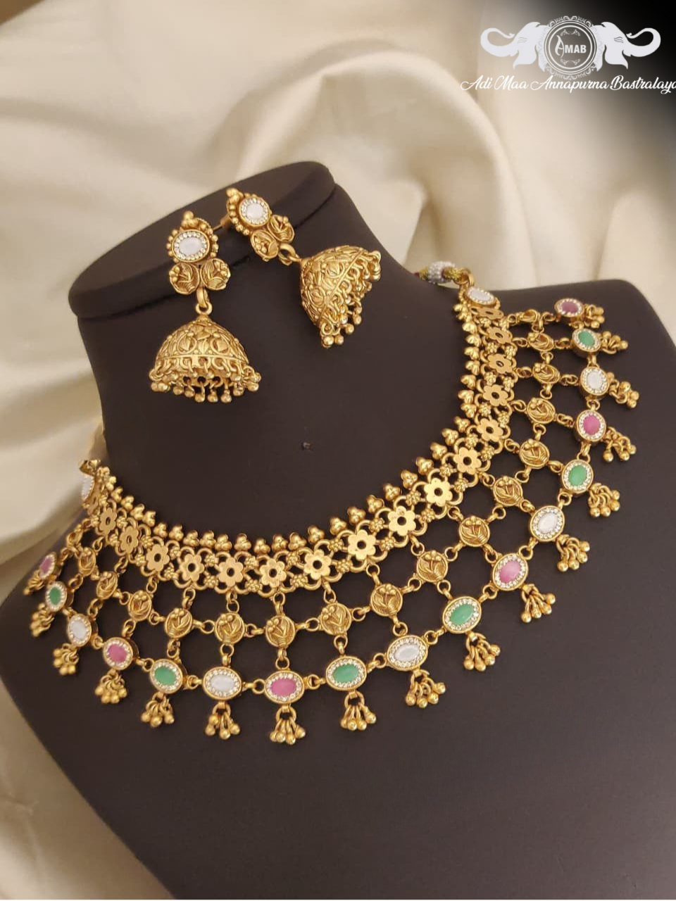 Wholesale Antique Gold Chokshi Choker Set with Jhumka