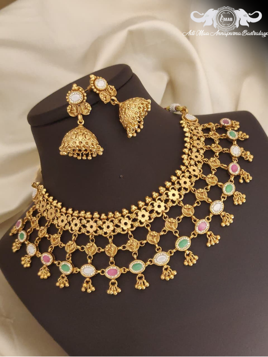 Wholesale Antique Gold Chokshi Choker Set with Jhumka