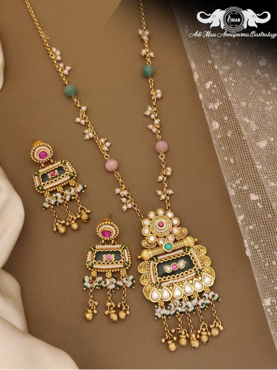 Wholesale Antique Long Chain Set Green Enamel Pendant - Bulk