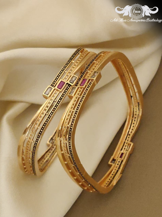 Wholesale Gold Plated Square-Shaped Bangle Set (Set of 2)